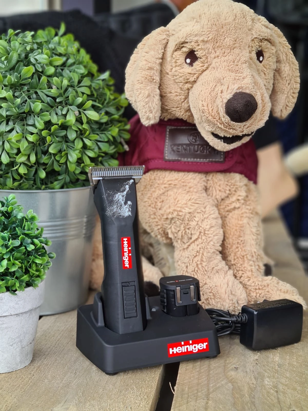 Heiniger Saphir Paarden Scheerapparaat Met Brede Scheerkop 4 Heiniger Saphir Paarden Scheerapparaat Met Brede Scheerkop - Afbeelding 4